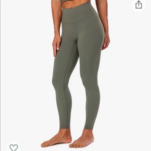 Lavento Women's All Day Soft Yoga Leggings No Front Seam in Olive Green Size 6